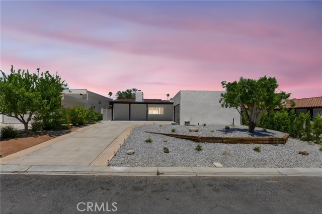 Front Image Thumbnail for CRIG26100737