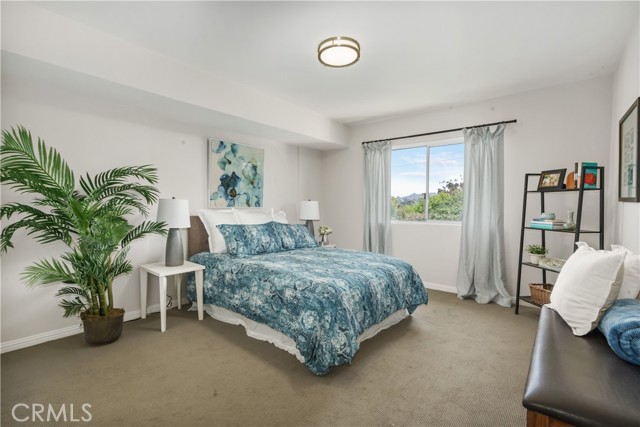 Detail Gallery Image 21 of 28 For 10707 Camarillo St #317,  Toluca Lake,  CA 91602 - 3 Beds | 2 Baths