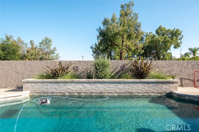1092 Deborah Street, Upland CA: https://media.crmls.org/medias/c9d94867-761d-4e78-8998-e2cb2201d1f0.jpg