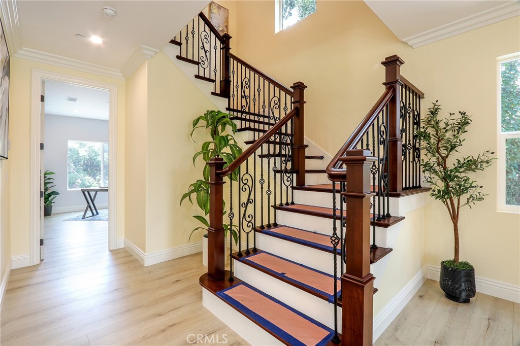 MLS #WS25113083 image #17