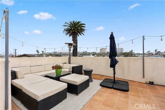 Detail Gallery Image 25 of 28 For 608 Clubhouse Ave, Newport Beach,  CA 92663 - 3 Beds | 2 Baths