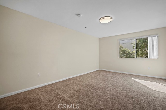 Detail Gallery Image 7 of 13 For 4501 Cedros Ave #218,  Sherman Oaks,  CA 91403 - 3 Beds | 3 Baths