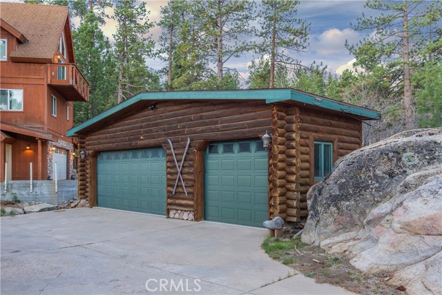 Detail Gallery Image 38 of 42 For 826 Boulder, Big Bear Lake,  CA 92315 - 3 Beds | 2/1 Baths