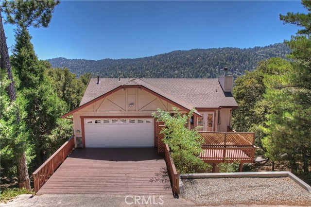 Detail Gallery Image 8 of 62 For 24355 Wabern Ct, Crestline,  CA 92325 - 4 Beds | 3/1 Baths