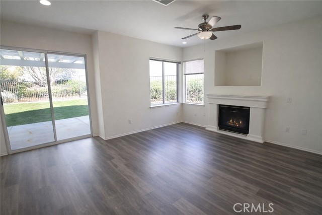 Detail Gallery Image 6 of 25 For 25713 Wordsworth, Stevenson Ranch,  CA 91381 - 3 Beds | 2/1 Baths