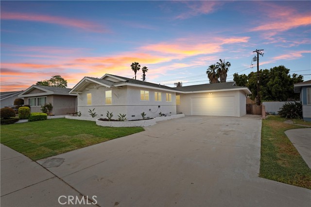 Detail Gallery Image 1 of 39 For 14420 Plantana Dr, La Mirada,  CA 90638 - 4 Beds | 2 Baths