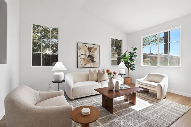 Detail Gallery Image 6 of 39 For 587 Big Sky Dr, Oceanside,  CA 92058 - 4 Beds | 2 Baths