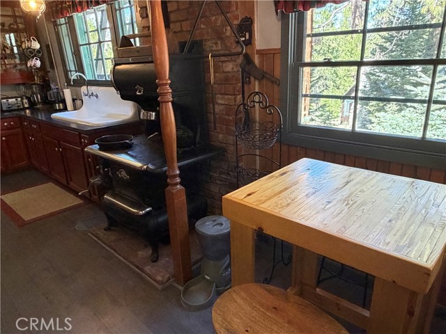 Detail Gallery Image 15 of 57 For 120 Barton Flats, Angelus Oaks,  CA 92305 - 2 Beds | 1 Baths