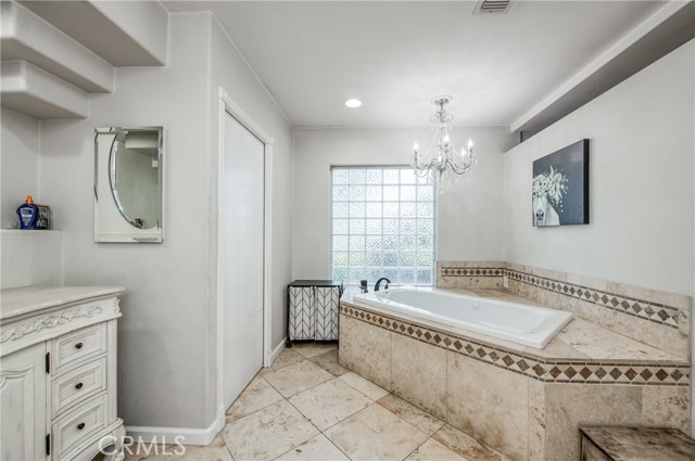 Detail Gallery Image 14 of 51 For 5149 Mariposa Way, Merced,  CA 95341 - 4 Beds | 2 Baths