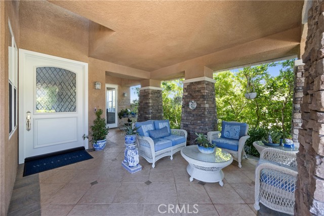 11 Chaparral Court, Rancho Santa Margarita CA: https://media.crmls.org/medias/c9e16545-3c4f-43b0-8480-1de48f3581d3.jpg