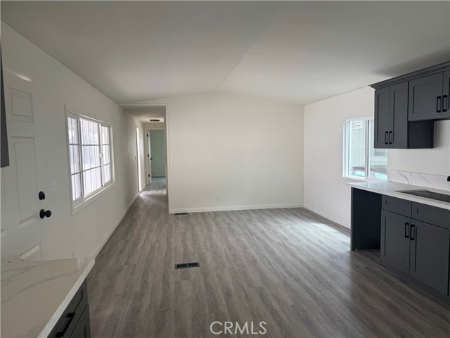 Detail Gallery Image 4 of 15 For 715 220th St #47,  Torrance,  CA 90502 - 2 Beds | 1 Baths