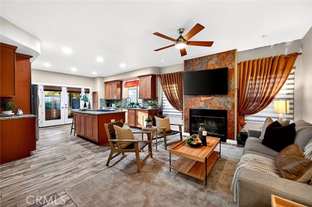 Detail Gallery Image 13 of 60 For 43343 Corte Rialto, Temecula,  CA 92592 - 4 Beds | 3 Baths