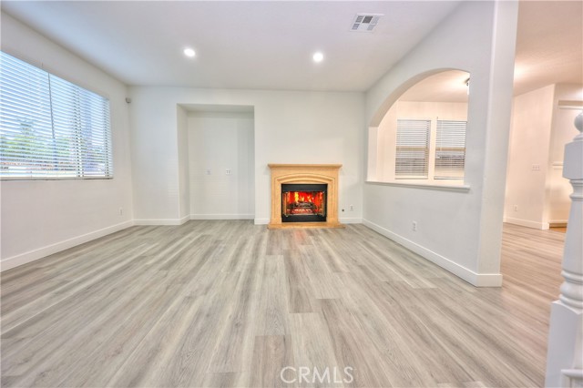 Detail Gallery Image 9 of 36 For 858 Calaveras, Corona,  CA 92878 - 4 Beds | 2/1 Baths