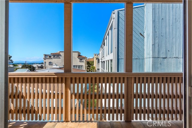 Detail Gallery Image 7 of 55 For 600 Monterey Bld #8,  Hermosa Beach,  CA 90254 - 2 Beds | 2 Baths