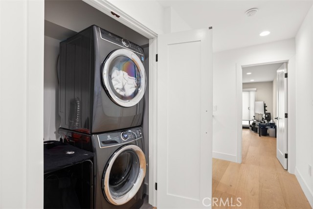 Detail Gallery Image 19 of 64 For 307 18th St, Huntington Beach,  CA 92648 - 3 Beds | 3/1 Baths