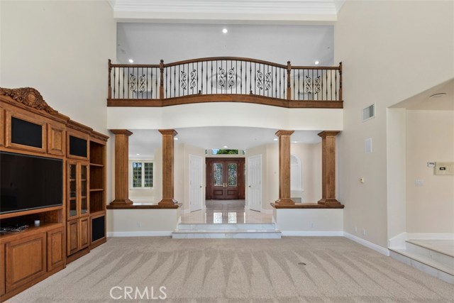 Detail Gallery Image 15 of 22 For 6863 Canyon Hill Dr, Riverside,  CA 92506 - 6 Beds | 6/1 Baths