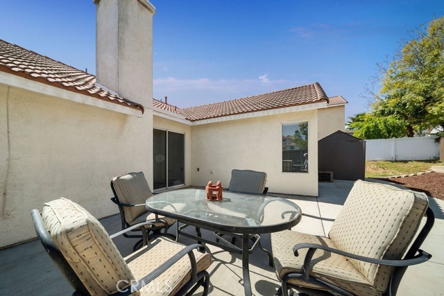 Detail Gallery Image 22 of 39 For 2440 Purdue Cir, Corona,  CA 92881 - 3 Beds | 2 Baths