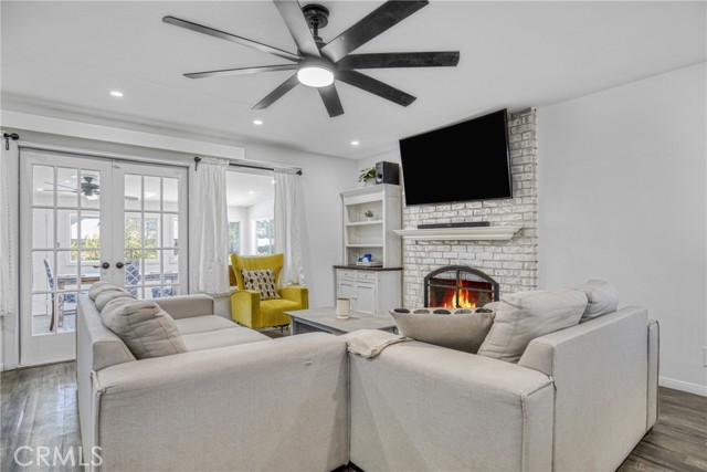 Detail Gallery Image 6 of 35 For 23016 Saticoy St, West Hills,  CA 91304 - 3 Beds | 2 Baths