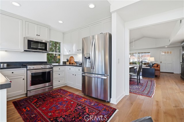 Image 8 of 38 For 26352 Ivrea  