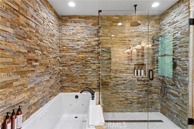 Master En-Suite