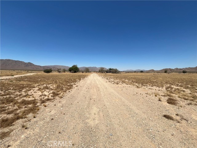 Detail Gallery Image 13 of 14 For 17420 Meridian Rd, Lucerne Valley,  CA 92356 - – Beds | – Baths