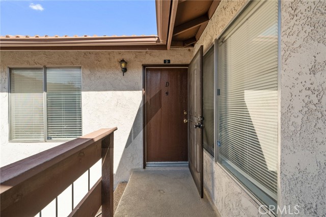 Detail Gallery Image 2 of 32 For 1305 Brentwood Cir #D,  Corona,  CA 92882 - 2 Beds | 2 Baths