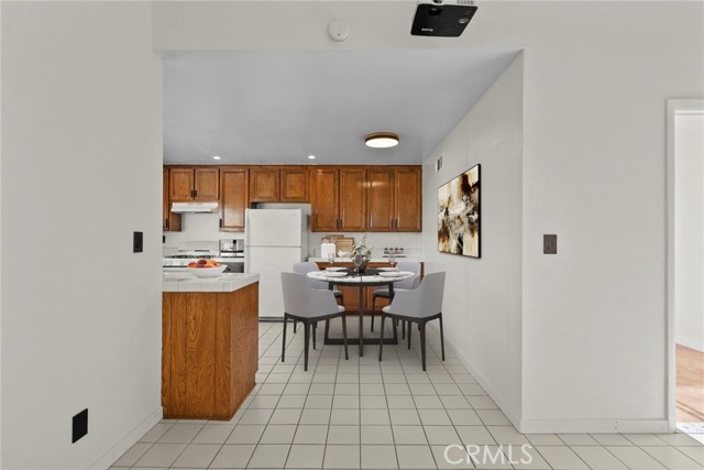 19166 Germain Street, Porter Ranch CA: https://media.crmls.org/medias/c9e6c656-4a9b-444d-9944-c83e0810b9e0.jpg