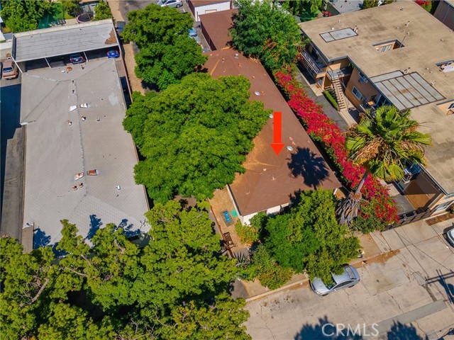 5150 Riverton Avenue, North Hollywood CA: https://media.crmls.org/medias/c9e7e178-f13b-4b21-8f26-5f5d77ac2e08.jpg