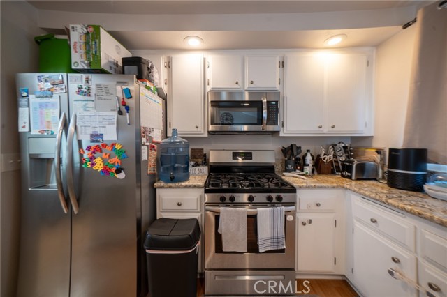 Detail Gallery Image 15 of 30 For 3117 E Genoa St a,  Ontario,  CA 91761 - 2 Beds | 1/1 Baths