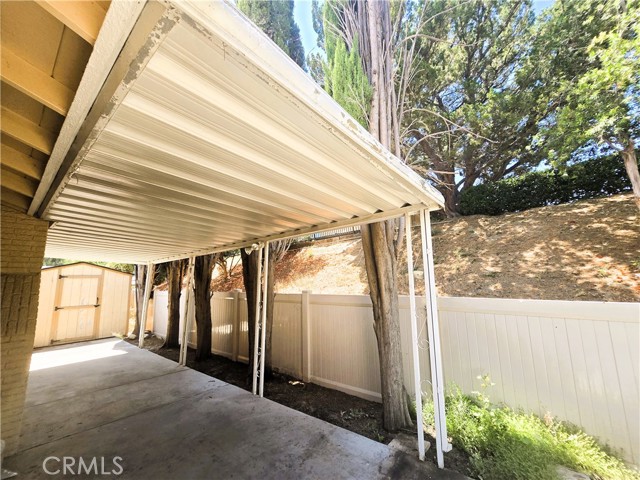 Detail Gallery Image 21 of 37 For 26487 Fairway Cir, Newhall,  CA 91321 - 2 Beds | 2 Baths