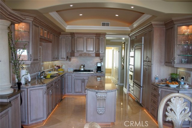 40 Hilltop Circle, Rancho Palos Verdes, California 90275, 3 Bedrooms Bedrooms, ,3 BathroomsBathrooms,Residential,Sold,Hilltop,PW17010327