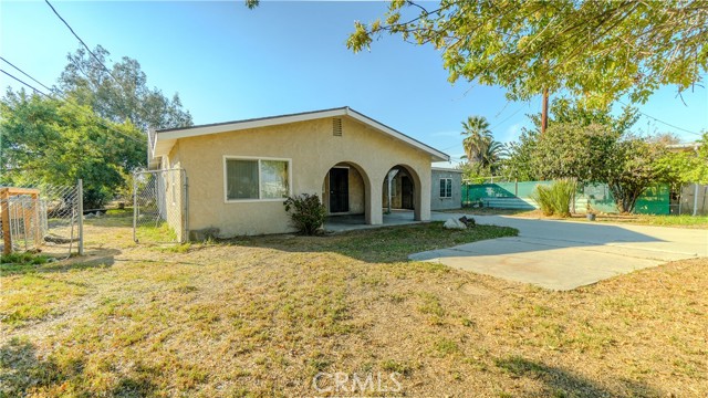 Detail Gallery Image 19 of 27 For 2314 S Artesia, San Bernardino,  CA 92408 - 2 Beds | 1 Baths