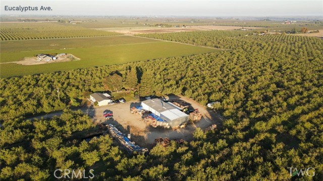 Detail Gallery Image 2 of 9 For 7190 Eucalyptus, Winton,  CA 95388 - 3 Beds | 2 Baths