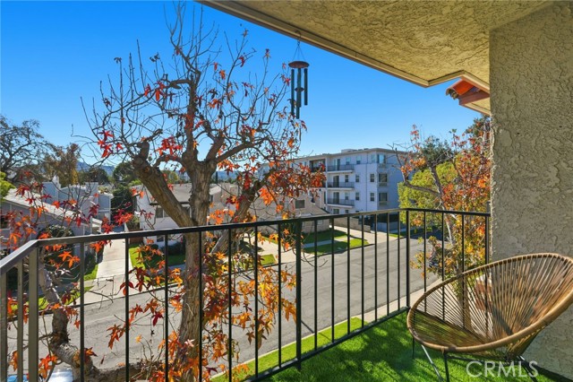 Detail Gallery Image 33 of 58 For 11127 La Maida #9,  North Hollywood,  CA 91601 - 3 Beds | 2/1 Baths