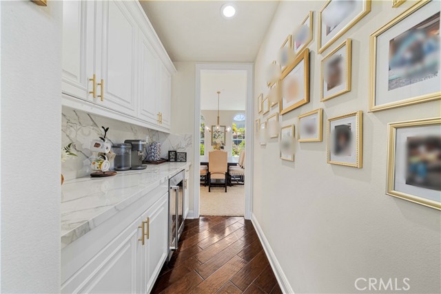 Image 40 of 75 For 1147 Sandra  