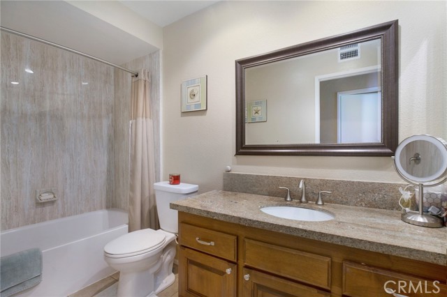 26685 Dulcinea, Mission Viejo CA: https://media.crmls.org/medias/c9ee23c1-657b-4aab-8e6f-62e9999150ad.jpg