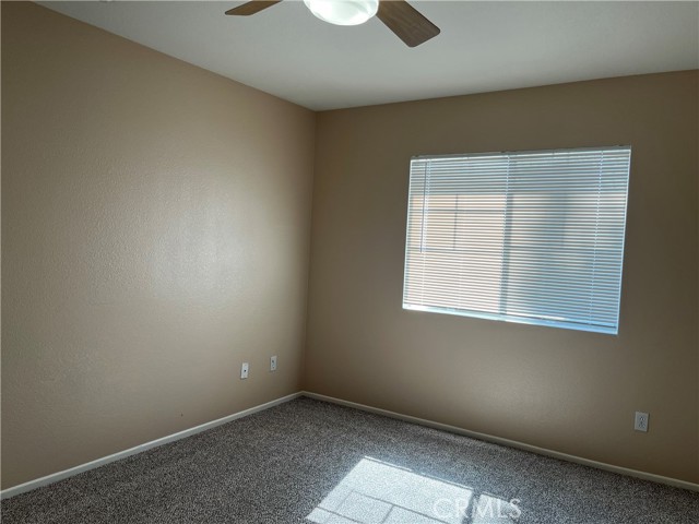 Detail Gallery Image 18 of 26 For 1498 Haddington Dr, Riverside,  CA 92507 - 4 Beds | 2/1 Baths