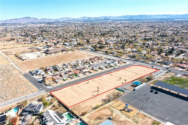 Detail Gallery Image 6 of 13 For 3 Valencia St, Hesperia,  CA 92345 - – Beds | – Baths