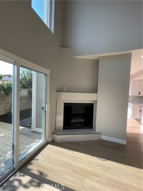5586 Orange Avenue, Cypress CA: https://media.crmls.org/medias/c9efa46e-1791-4128-90d4-798a20152b9e.jpg