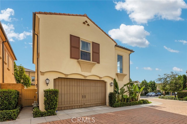 Detail Gallery Image 3 of 26 For 107 Hanging Gdn, Irvine,  CA 92620 - 3 Beds | 2/1 Baths