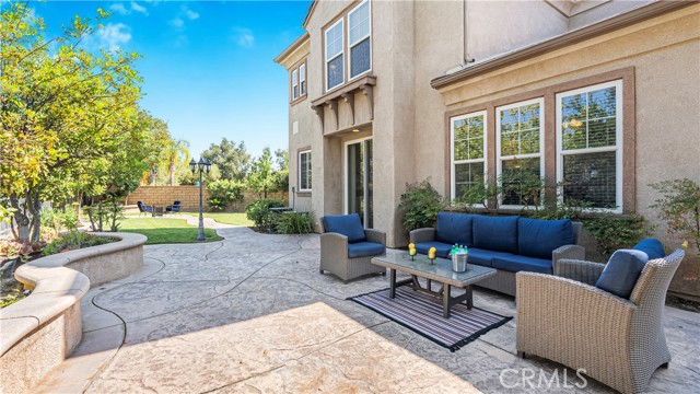 Detail Gallery Image 23 of 40 For 26812 Peppertree Dr, Valencia,  CA 91381 - 5 Beds | 3 Baths