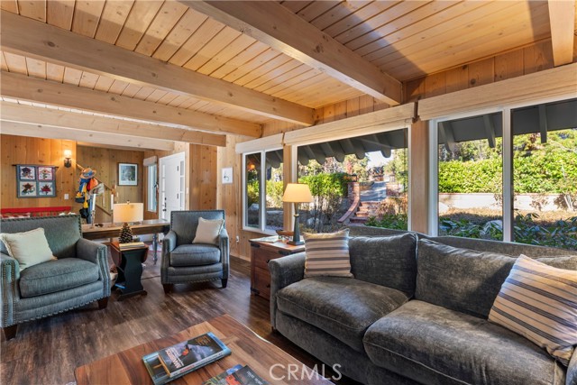 Detail Gallery Image 9 of 68 For 27685 High Knoll Rd., Lake Arrowhead,  CA 92352 - 4 Beds | 4 Baths
