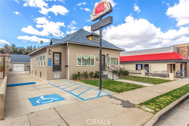 668 E Redlands Boulevard, Redlands, California 92373, ,Commercial Sale,For Sale,668 E Redlands Boulevard,CROC23190998