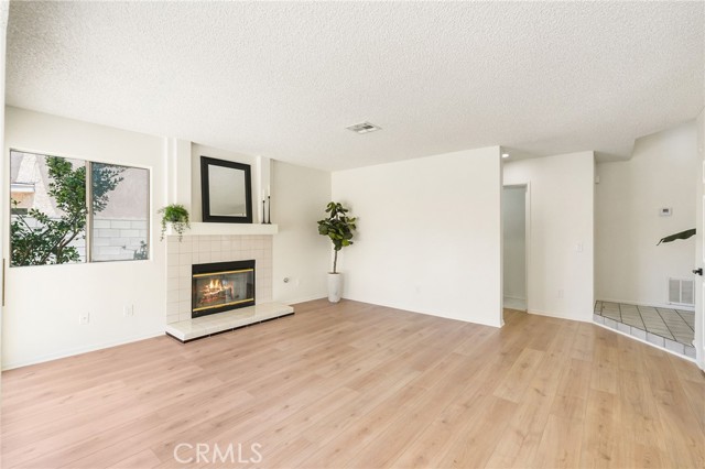 Detail Gallery Image 7 of 24 For 37933 Sweetbrush St, Palmdale,  CA 93552 - 4 Beds | 3 Baths