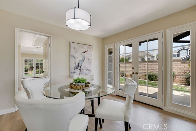 5697 Los Robles, La Verne CA: https://media.crmls.org/medias/c9f381a1-4e2e-4396-a1a6-6bee218add38.jpg
