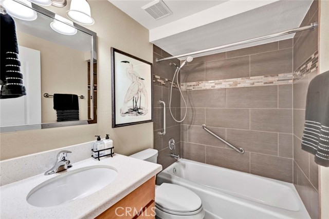 Detail Gallery Image 17 of 32 For 8466 Idlewild, Huntington Beach,  CA 92646 - 3 Beds | 2 Baths