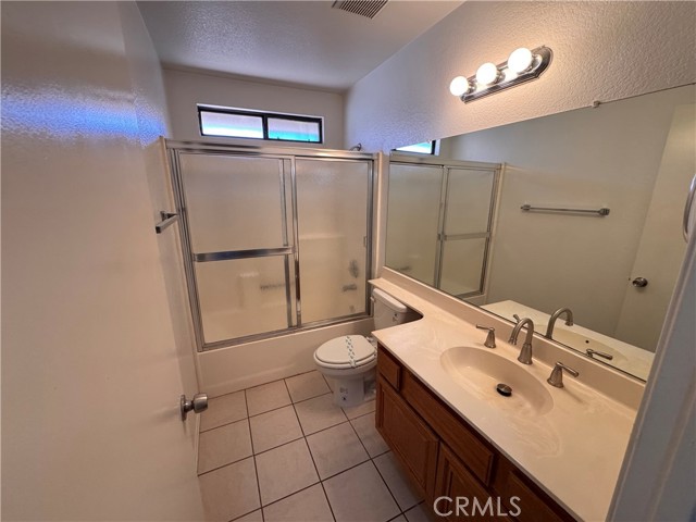 Detail Gallery Image 28 of 44 For 4546 Grandview Dr, Palmdale,  CA 93551 - 3 Beds | 3 Baths