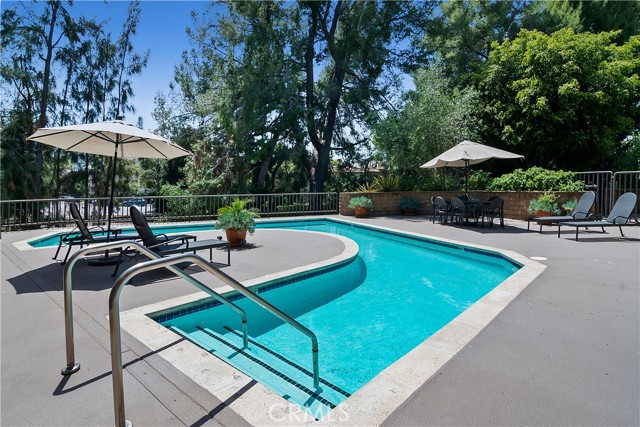 Detail Gallery Image 46 of 51 For 13331 Moorpark St #315,  Sherman Oaks,  CA 91423 - 2 Beds | 2 Baths