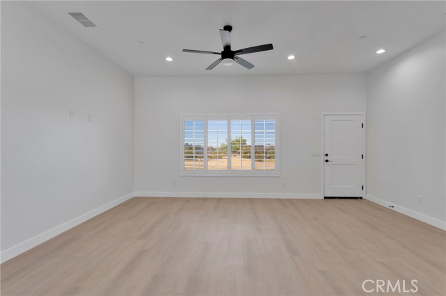 Detail Gallery Image 3 of 24 For 15575 Desert Star, Apple Valley,  CA 92307 - 4 Beds | 2 Baths