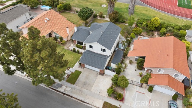 Detail Gallery Image 4 of 44 For 11619 Quartz Ave, Fountain Valley,  CA 92708 - 4 Beds | 3 Baths